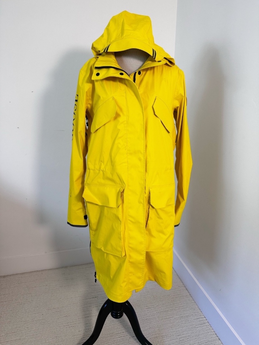 CANADA GOOSE Seaboard Women's M Overboard Yellow Rain Jacket Style 5607L Luxury - Picture 3 of 16